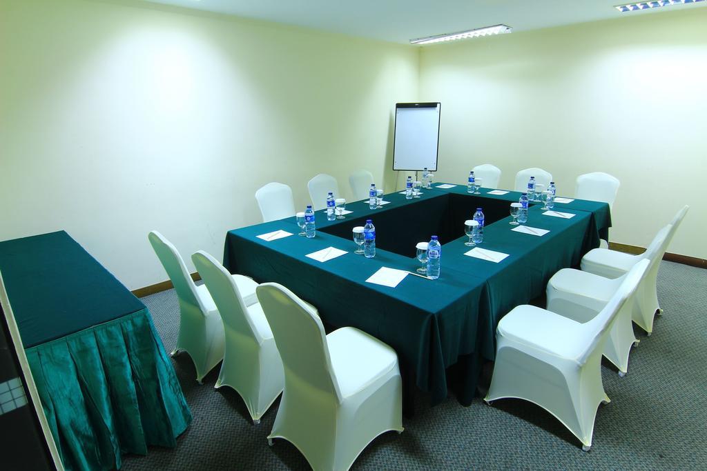 Grand Suka Hotel Pekanbaru Luaran gambar