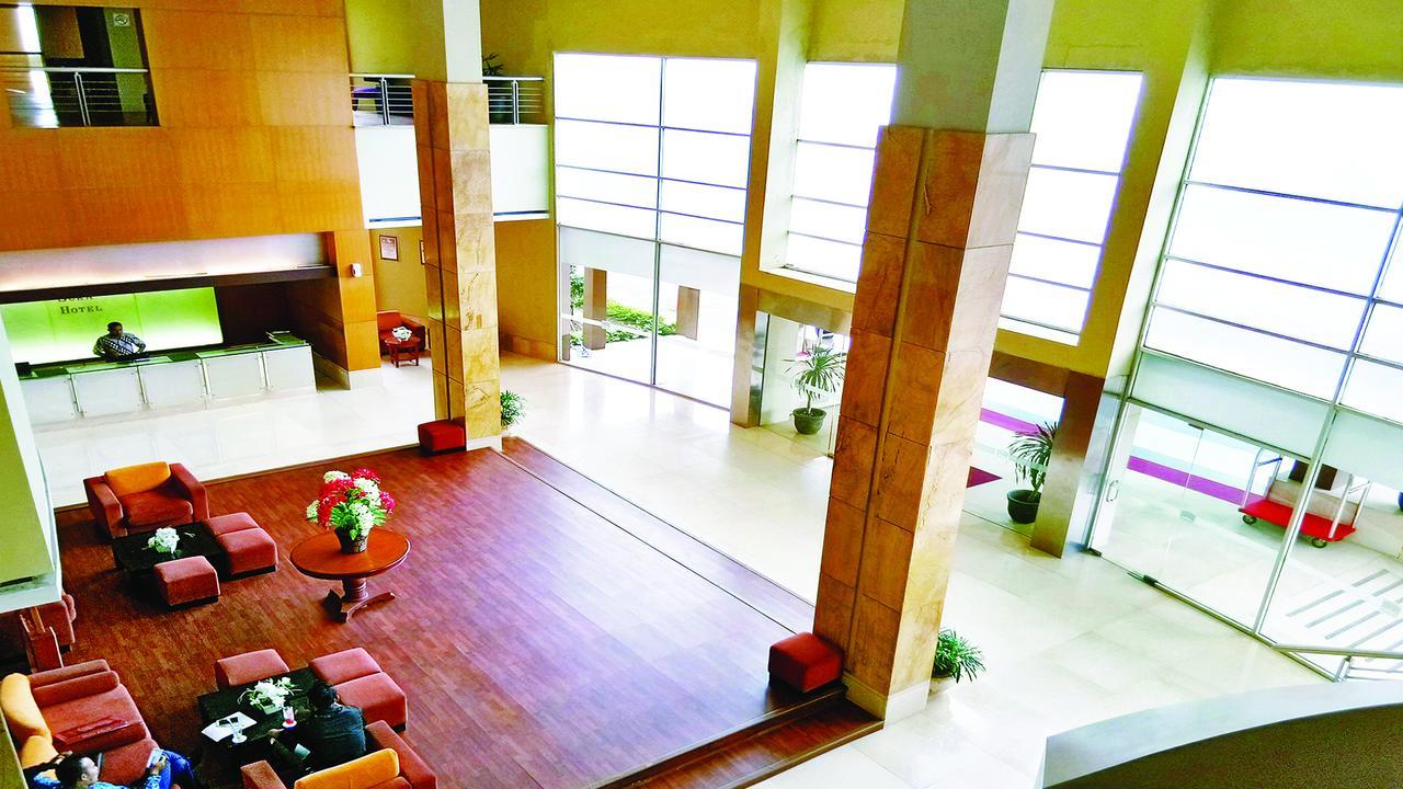 Grand Suka Hotel Pekanbaru Luaran gambar