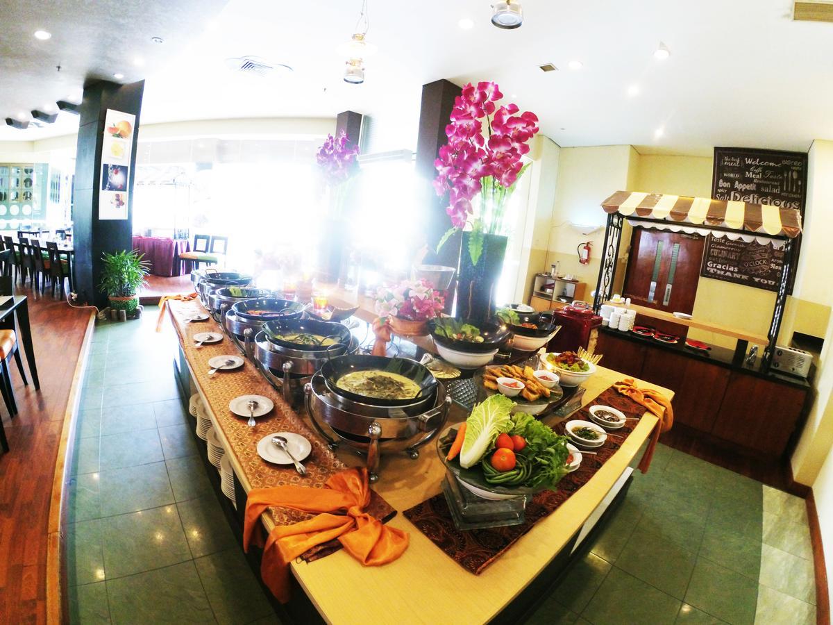 Grand Suka Hotel Pekanbaru Luaran gambar